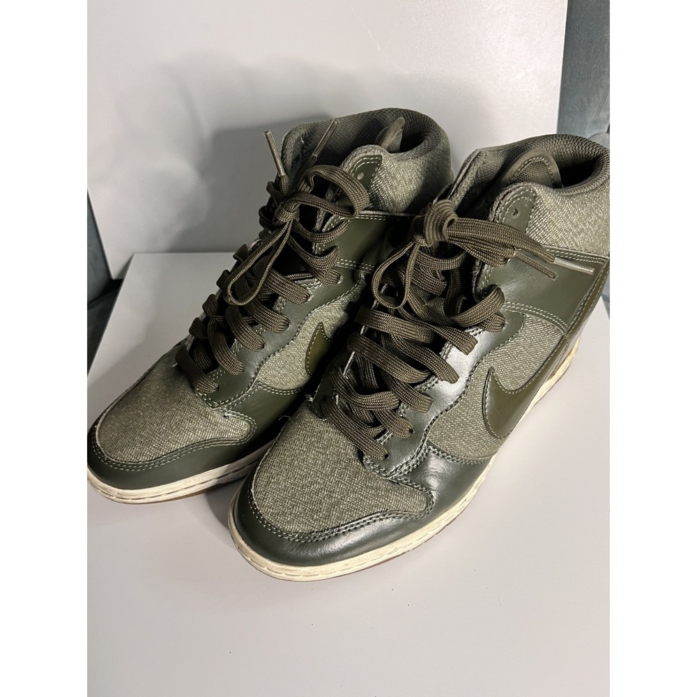Nike Dunk Sky Hi Essential Green Hidden Wedge Sneakers Womens Size 8